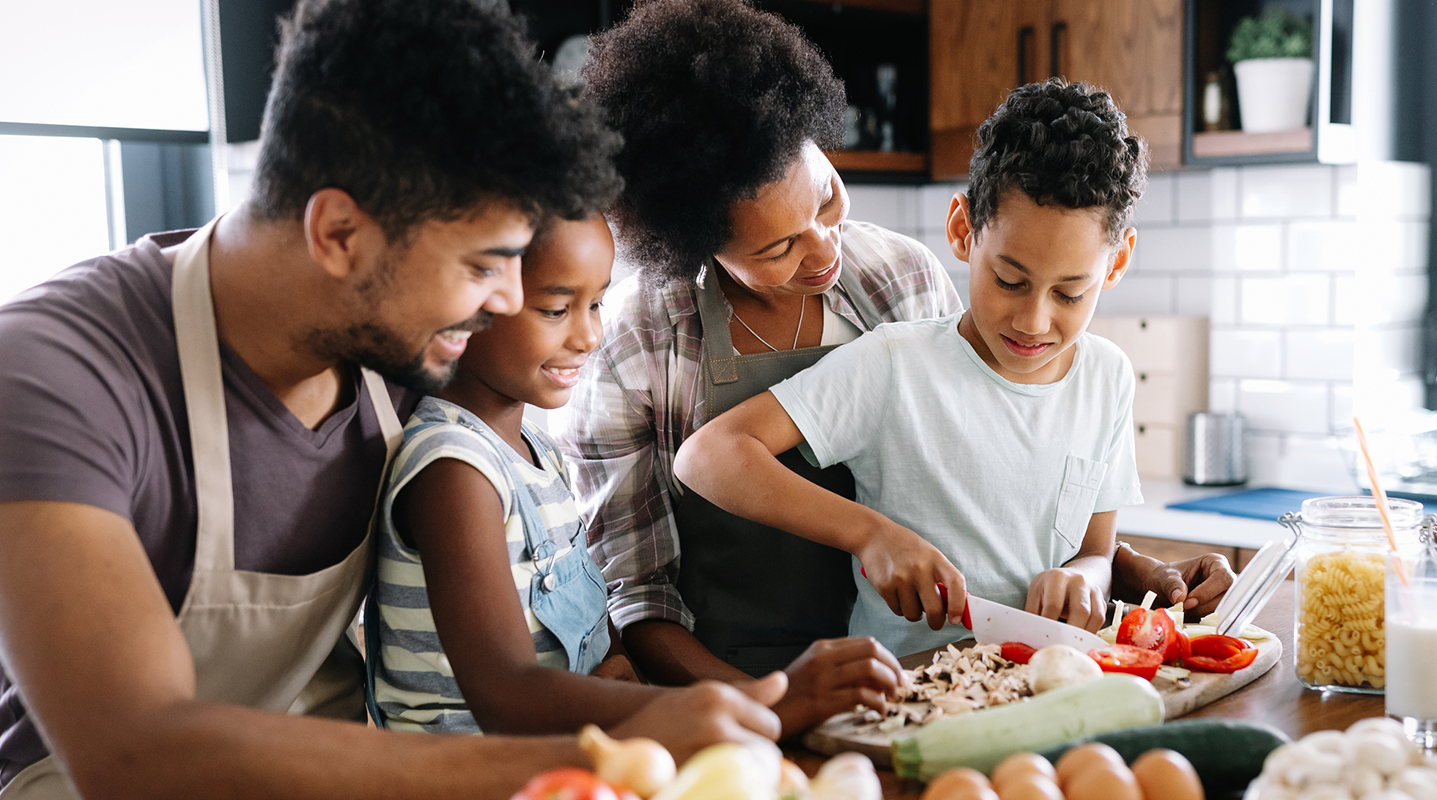 family preparing health meal blog
